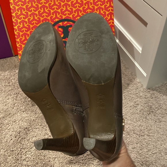 Tory Burch Bristol Booties 7.5 - Picture 6 of 7